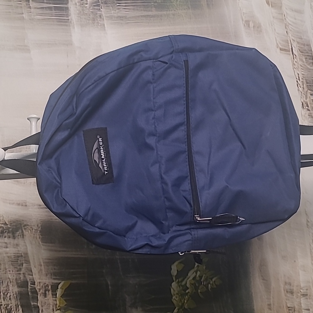 New! Trailmaker Basic Lightweight Backpack Travel… - image 1